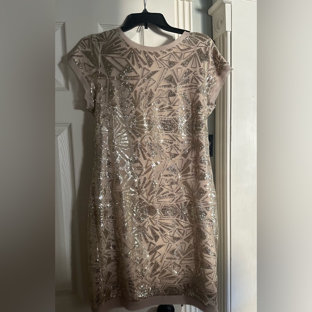 Sequins dress gold NWT